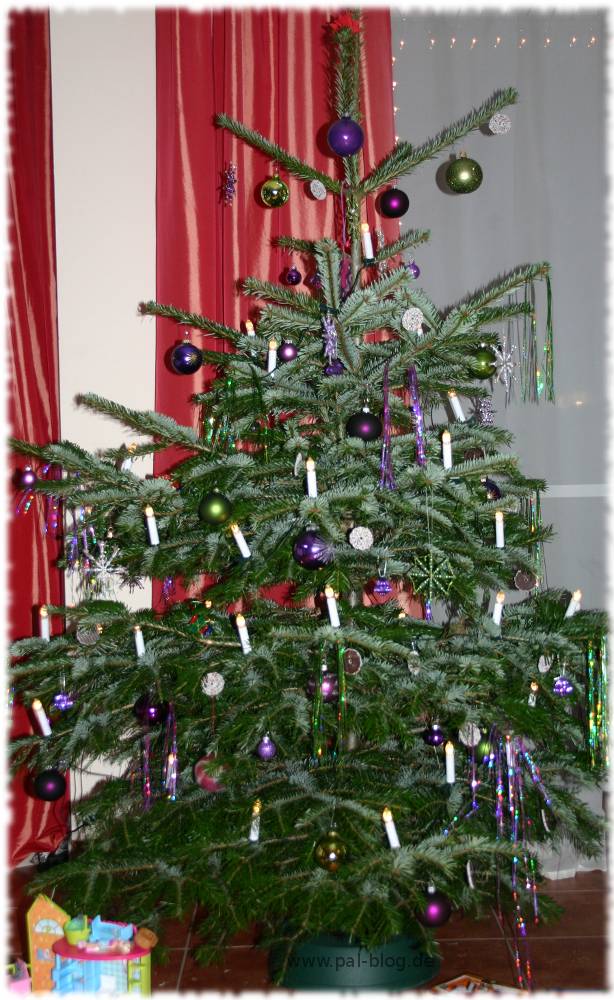 http://www.pal-blog.de/2014/01/03/weihnachtsbaum.jpg